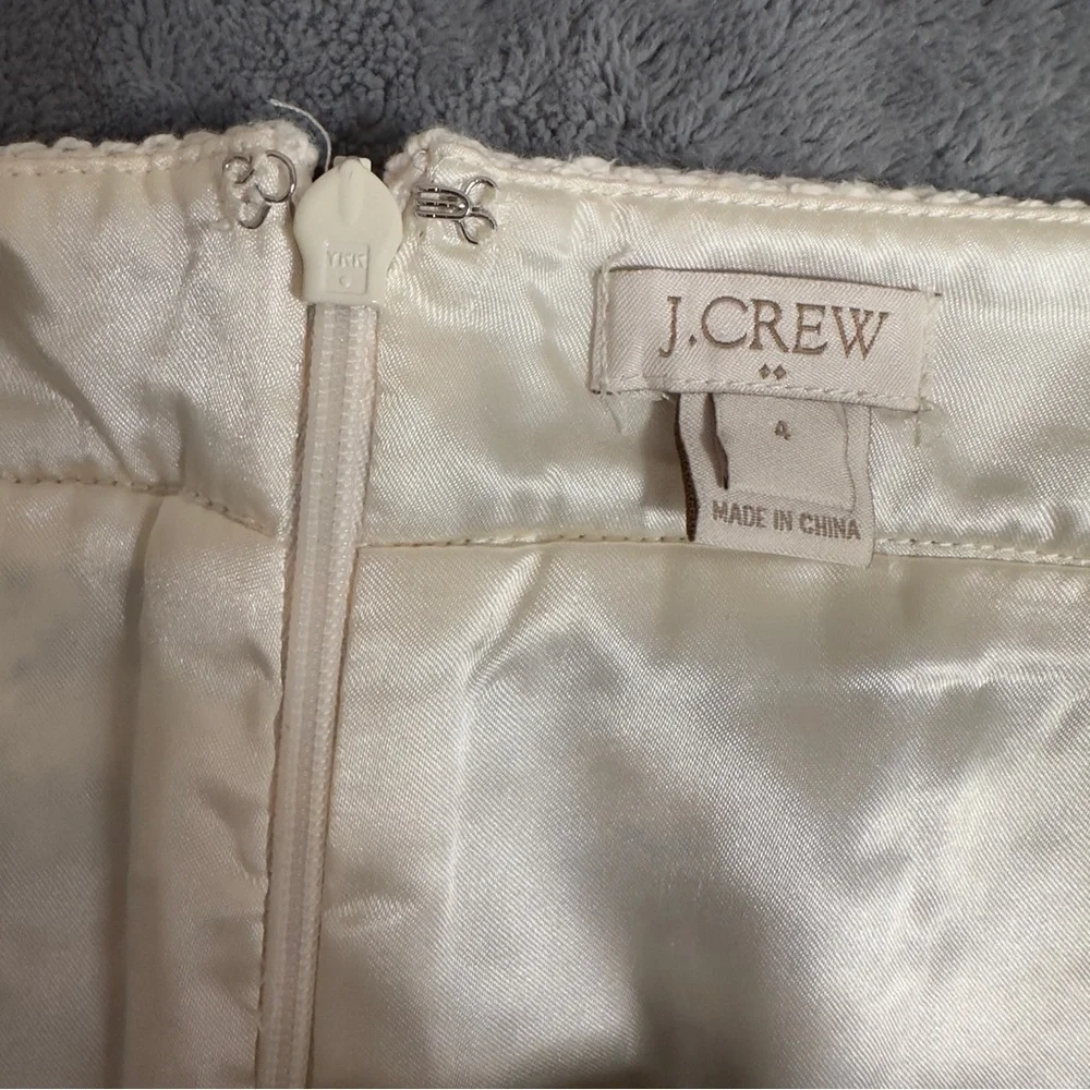 J. Crew Gray and White Striped Pencil Skirt size 4 small